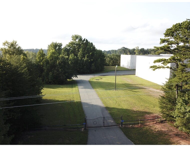 Primary Photo Of 520 Main St, Yanceyville Warehouse For Sale