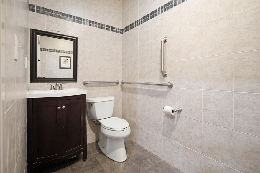 More Photos Of 315 Ralph Ave, Copiague Warehouse For Sale