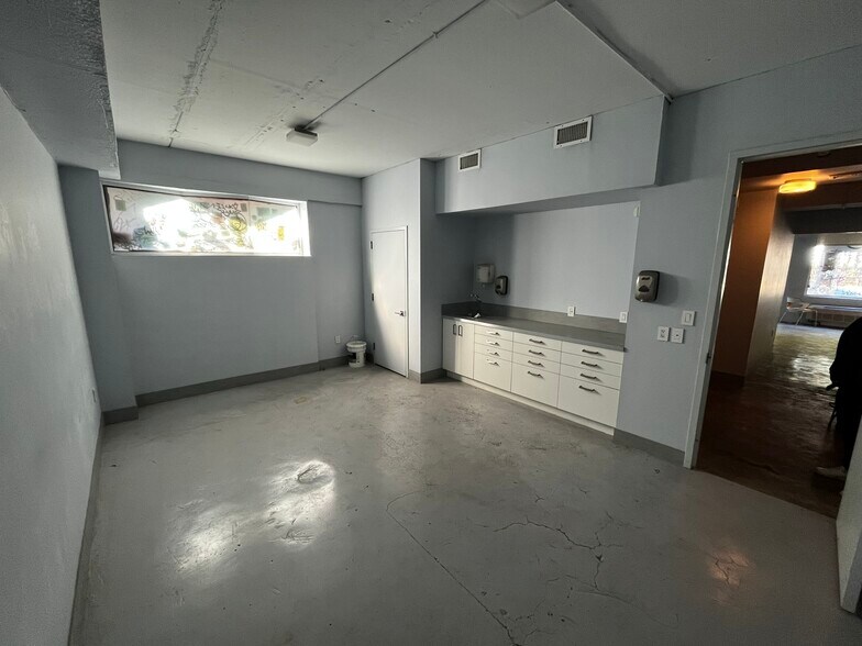 More Photos Of 36 Rivington St, New York Apartments For Sale