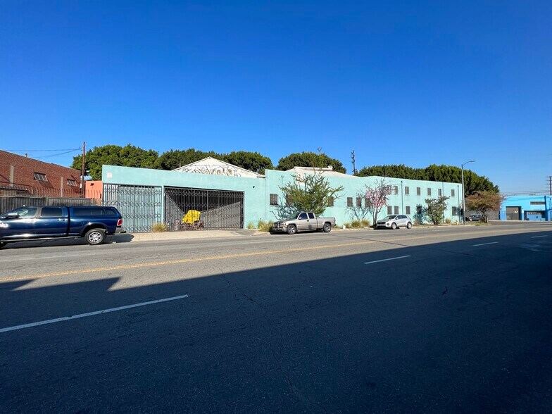 More Photos Of 3312 E Pico Blvd, Los Angeles Warehouse For Sale