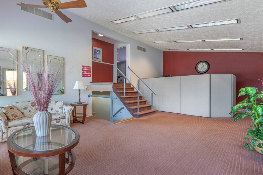 More Photos Of 2105 Central Ave, Middletown Office For Sale