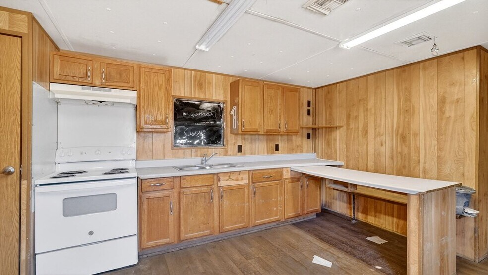 More Photos Of 12200 W Interstate 20, Odessa Warehouse For Sale