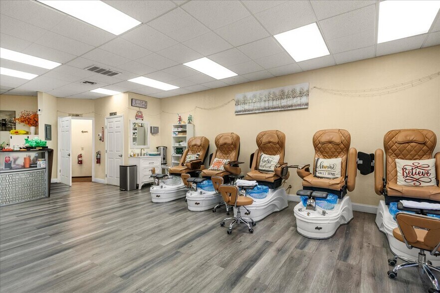 More Photos Of 37138 Niles Blvd, Fremont Freestanding For Lease