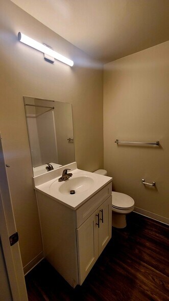 More Photos Of 1121 Stainback St, Petersburg Apartments For Sale