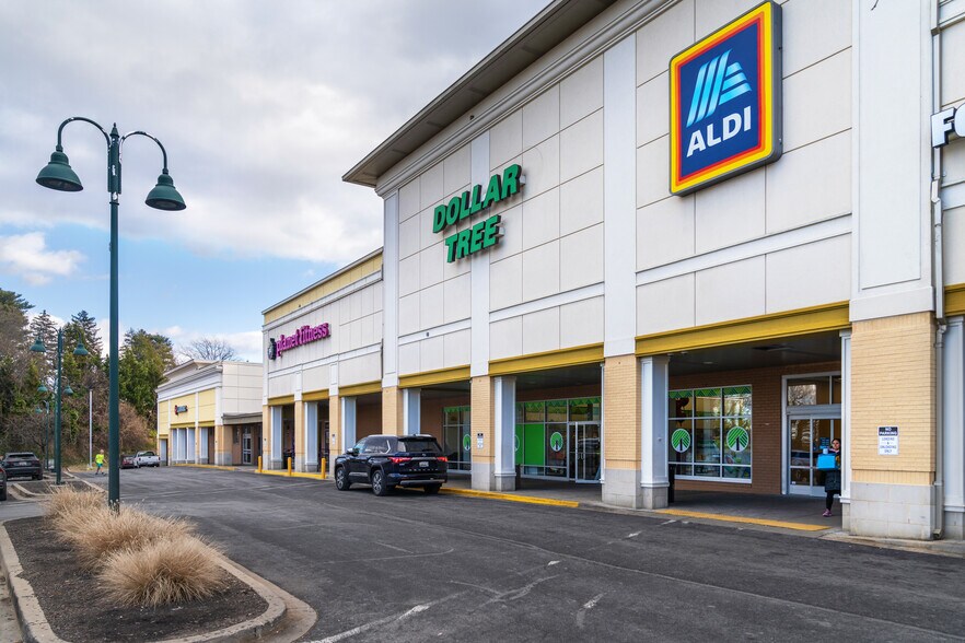 More Photos Of 1080 W Patrick St, Frederick Unknown For Lease