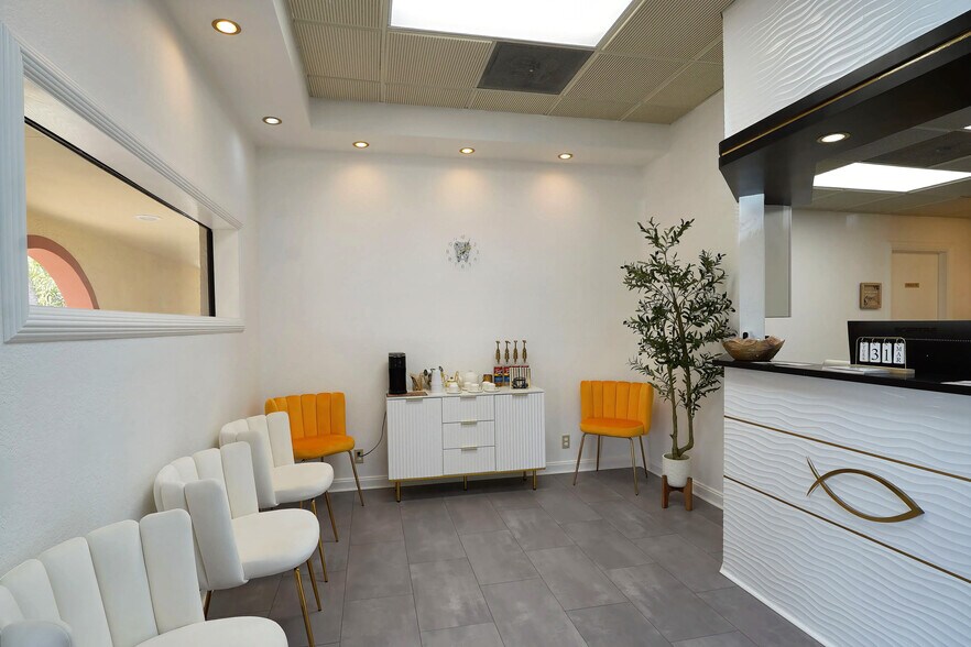 More Photos Of 650 W Boynton Beach Blvd, Boynton Beach Medical For Sale