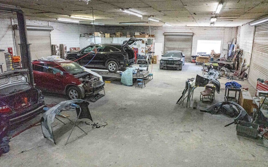 More Photos Of 13508 US HWY 90, Live Oak Industrial For Sale