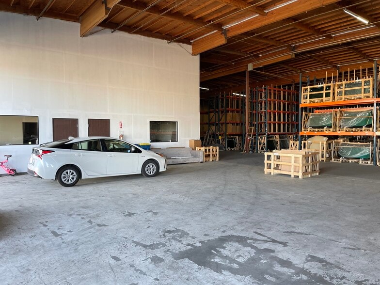 More Photos Of 2655 Land Ave, Sacramento Warehouse For Lease