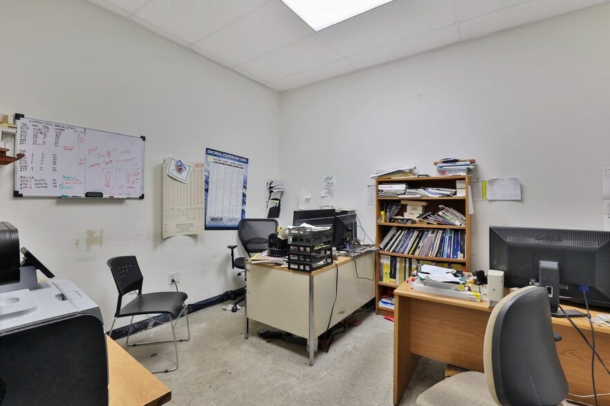 More Photos Of 16 Harrison Ave, Yonkers Warehouse For Lease