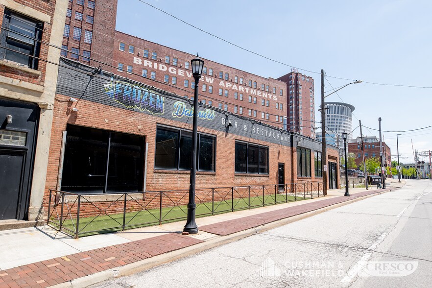 More Photos Of 1313 Old River Rd, Cleveland Freestanding For Lease