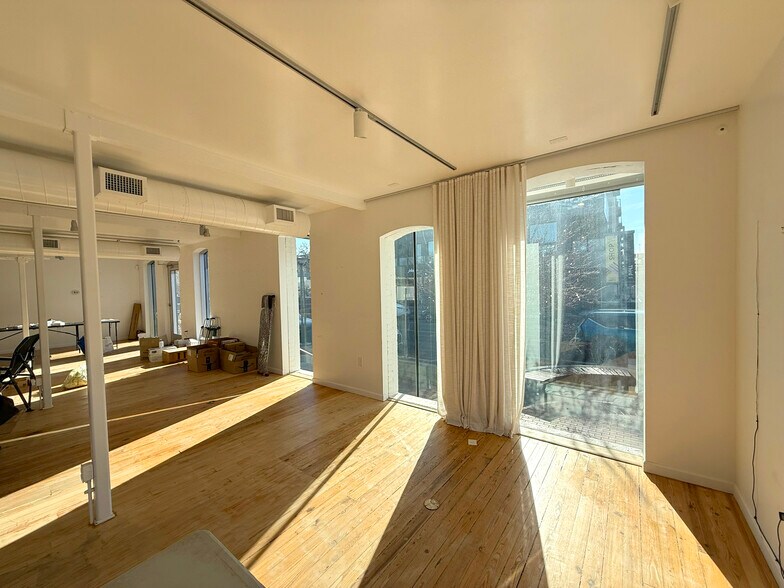 More Photos Of 2601-2617 E 3rd Ave, Denver General Retail For Lease