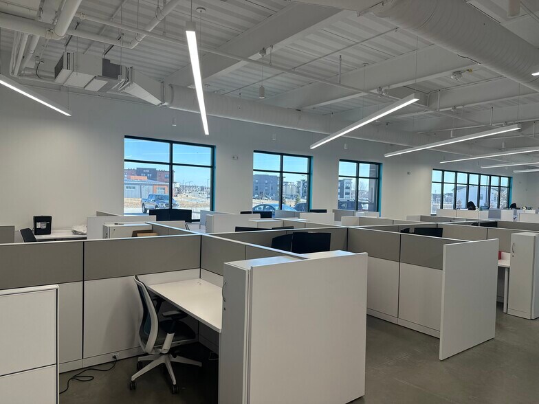 More Photos Of 1808 SW Magazine Rd, Ankeny Office For Sale