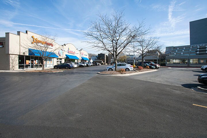 More Photos Of 2247 N Milwaukee Ave, Chicago Freestanding For Lease