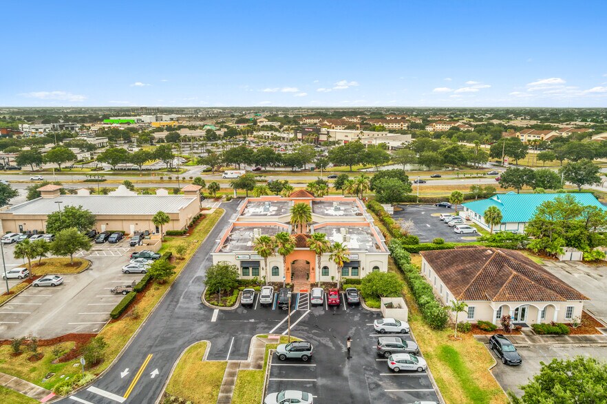 More Photos Of 5460-5466 Village Dr, Rockledge Unknown For Lease