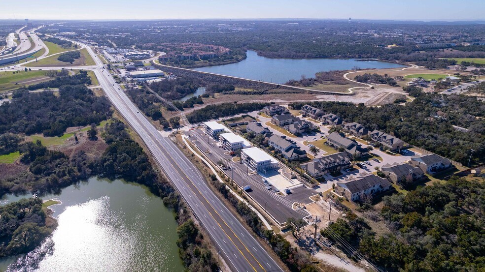 More Photos Of 1651 S Bell Blvd, Cedar Park Storefront Retail Office For Sale