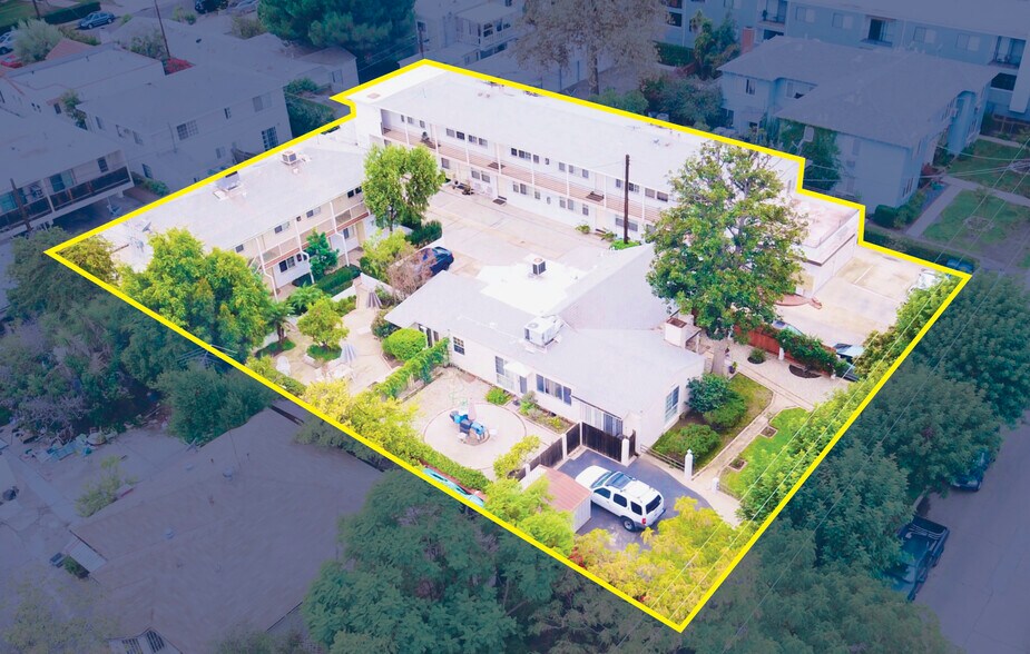 More Photos Of 10814-10818 Blix St, West Toluca Lake Apartments For Sale