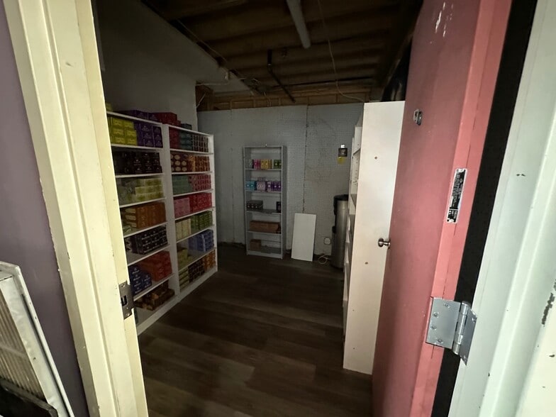 More Photos Of 727 E Main St, Rochester Restaurant For Lease