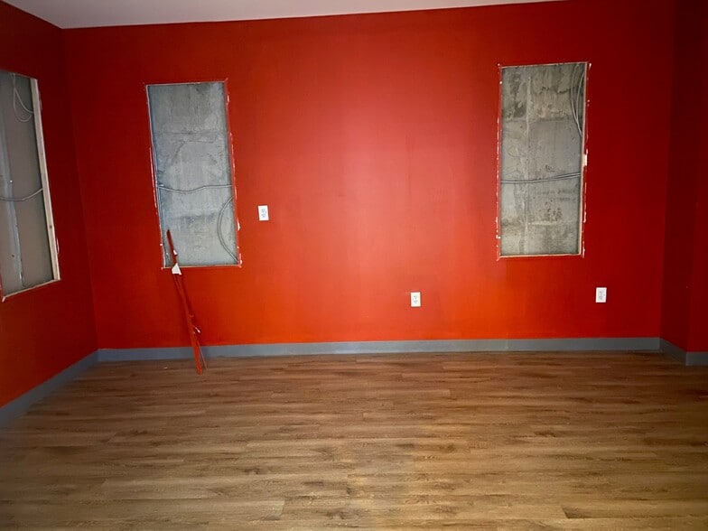 More Photos Of 19490 Sandridge Way, Leesburg Medical For Sale