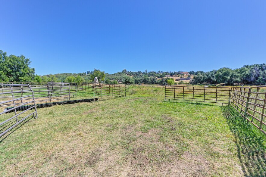 More Photos Of 1200 Gold Hill Rd, Newcastle Land For Sale