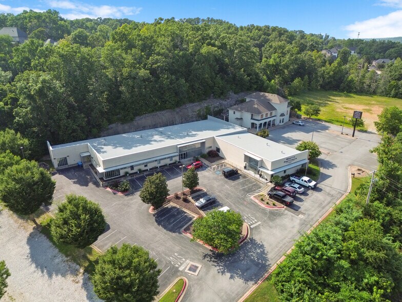 More Photos Of 2601 N Walton Blvd, Bentonville Office For Lease
