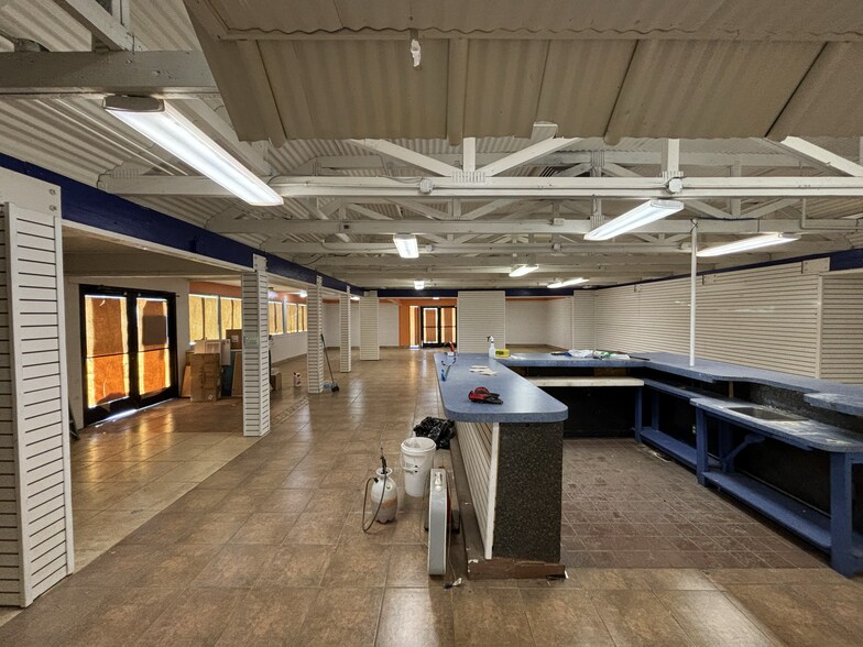 More Photos Of 1546 W Bell Rd, Phoenix Restaurant For Sale