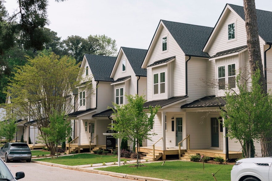 Primary Photo Of 5061 Lundy Dr, Raleigh Multifamily For Sale