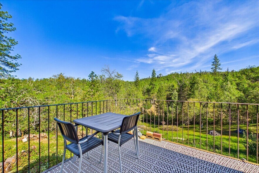 More Photos Of 6691 Reading Creek Rd, Douglas City Land For Sale