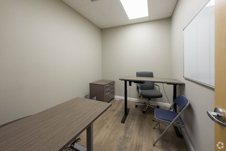 More Photos Of 140 S Flower St, Orange Medical For Lease