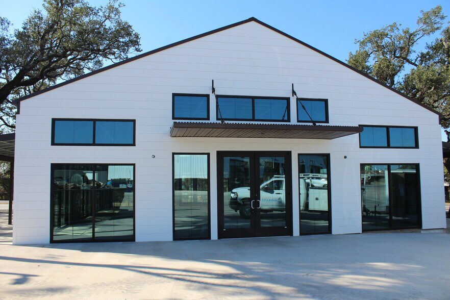More Photos Of 15210 Fitzhugh Rd, Austin Unknown For Lease