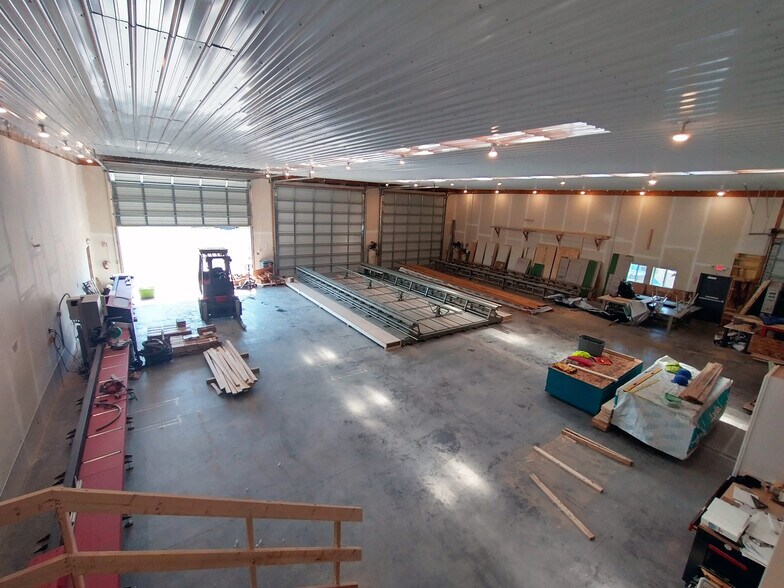 More Photos Of 33 Forge Ave, Geneva Manufacturing For Sale