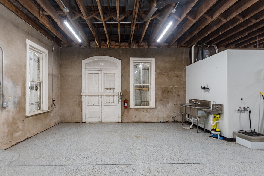 More Photos Of 603 Calhoun St, Richmond Office Residential For Sale