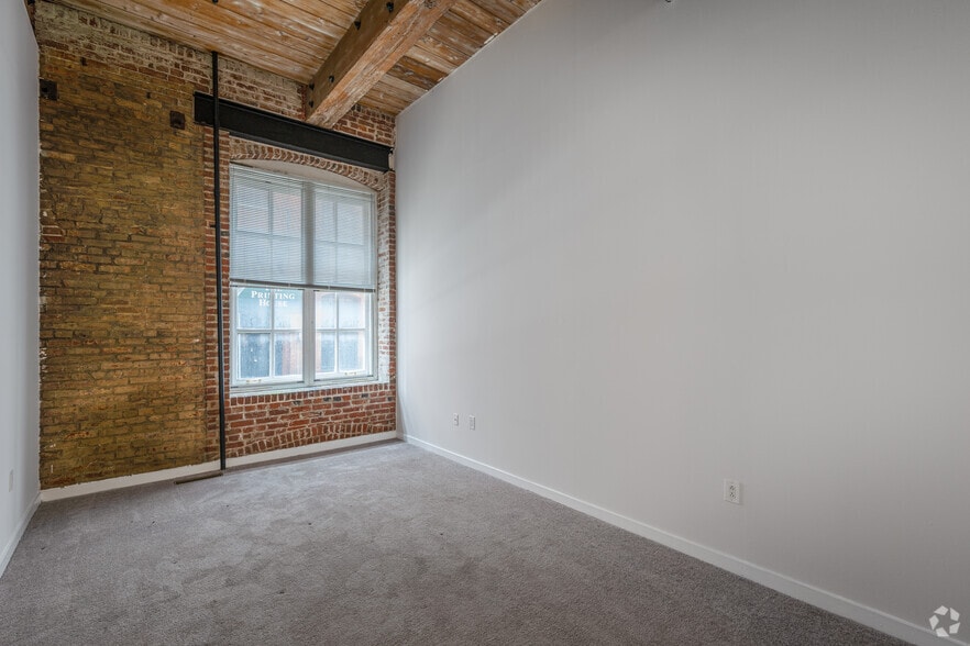 More Photos Of 303 Vine St, Philadelphia Apartments For Lease