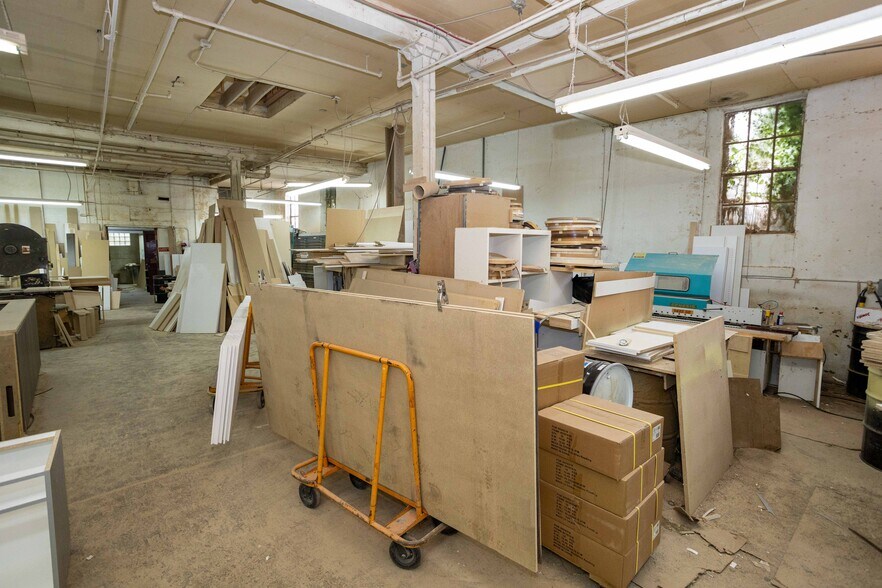 More Photos Of 10-24 W Mravlag Pl, Elizabeth Warehouse For Sale