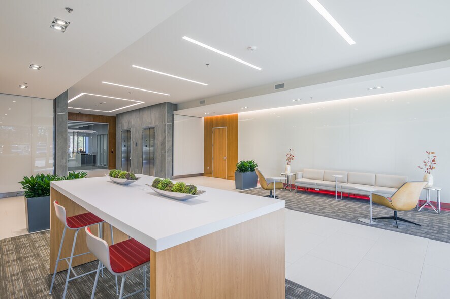 More Photos Of 2645 Meridian Pky, Durham Office For Lease