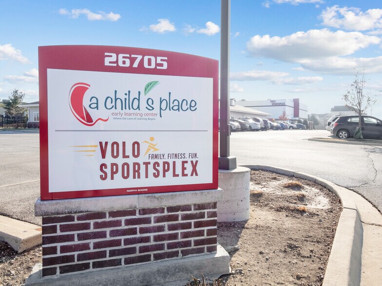 More Photos Of 26705 W Commerce Dr, Volo Health Club For Lease