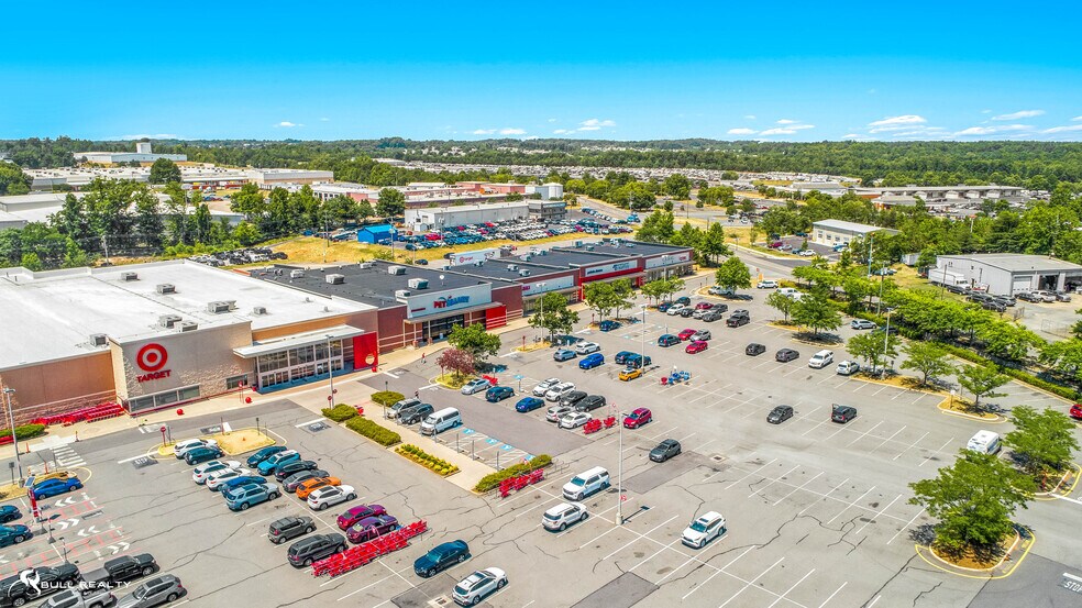 More Photos Of 27 S Gateway Dr, Fredericksburg Storefront For Sale