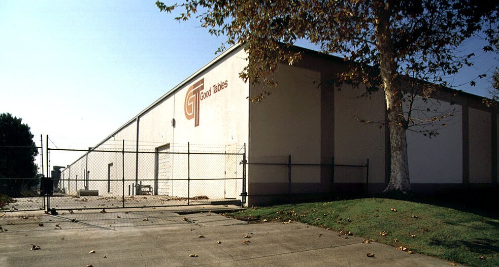 More Photos Of 1118 E 223rd St, Carson Warehouse For Lease