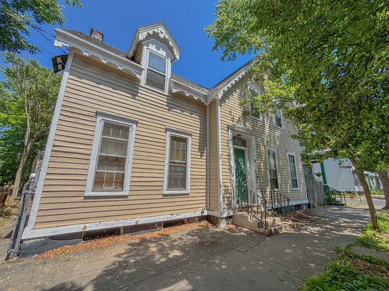 Primary Photo Of 145 Front St, Schenectady Apartments For Sale