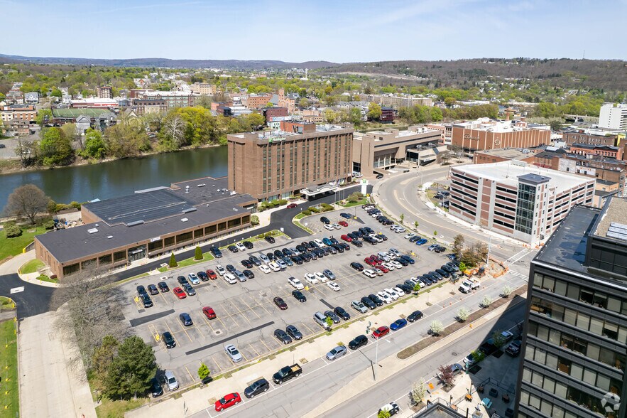 More Photos Of 2-8 Hawley St, Binghamton Hotel For Lease