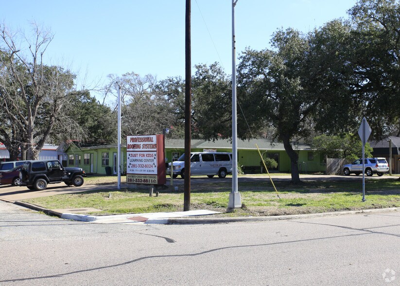 Primary Photo Of 516 N Tx-3 Hwy, League City Freestanding For Lease