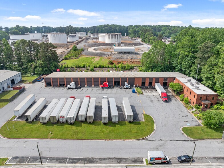More Photos Of 4266 Winters Chapel Rd, Atlanta Distribution For Lease