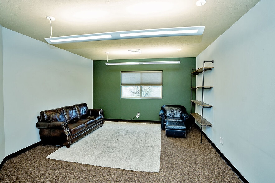 More Photos Of 6701 N Idaho Rd, Newman Lake Lodge Meeting Hall For Sale