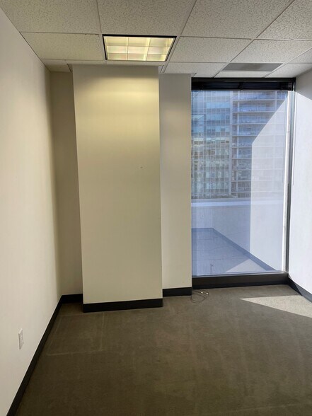More Photos Of 3731 Wilshire Blvd, Los Angeles Office Residential For Lease