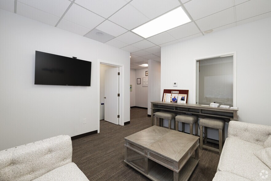 More Photos Of 312 Highland Ave, El Cajon Office For Sale