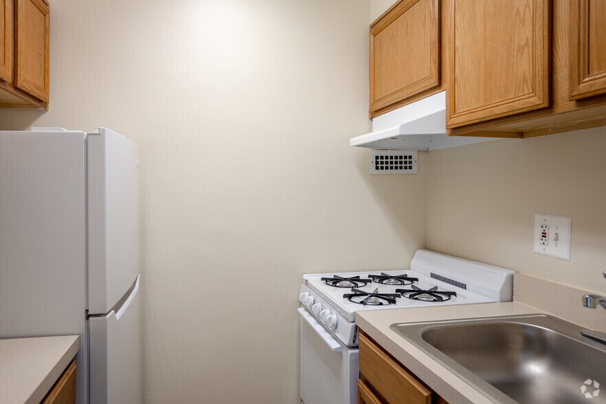 More Photos Of 5105 N Park Dr, Pennsauken Apartments For Lease