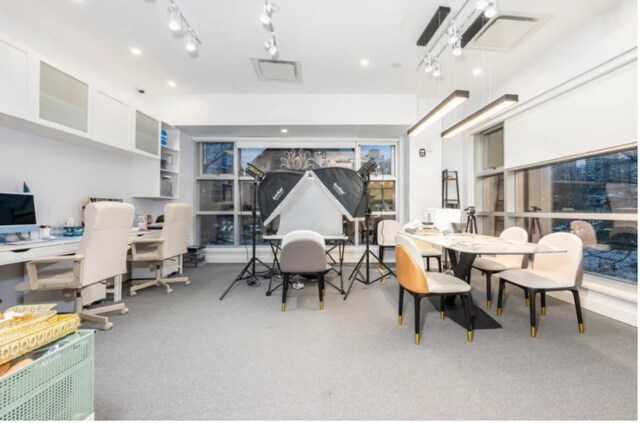 More Photos Of 179 Davie St, Vancouver Apartments For Sale