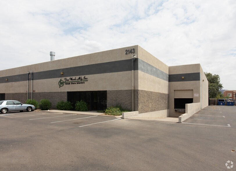 More Photos Of 2145-2153 E Jones Ave, Phoenix Warehouse For Lease