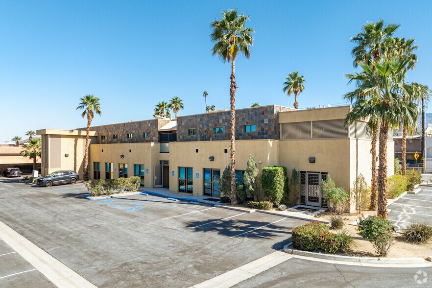 More Photos Of 73950 Alessandro Dr, Palm Desert Medical For Lease