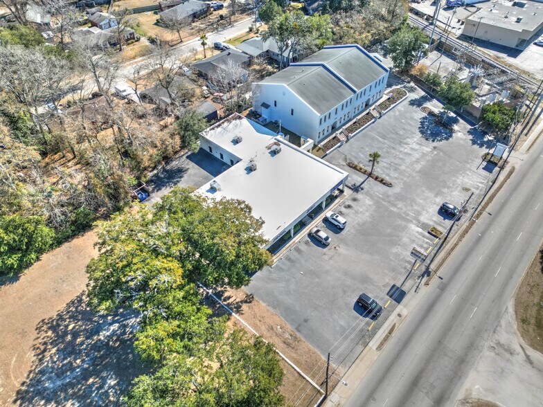 More Photos Of 5418-5420 Rivers Ave, North Charleston Office Residential For Sale