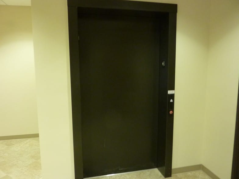 More Photos Of 970 S Village Oaks Dr, Covina Medical For Lease